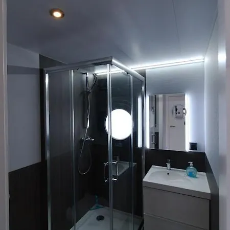 Hausboot Fjord Meeresbrise Mit Dachterrasse In Flensburg